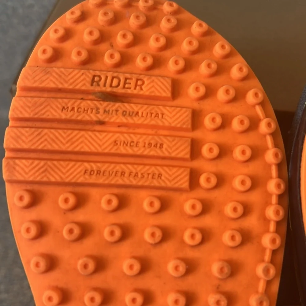 Puma Kids Shoes - Black and Orange